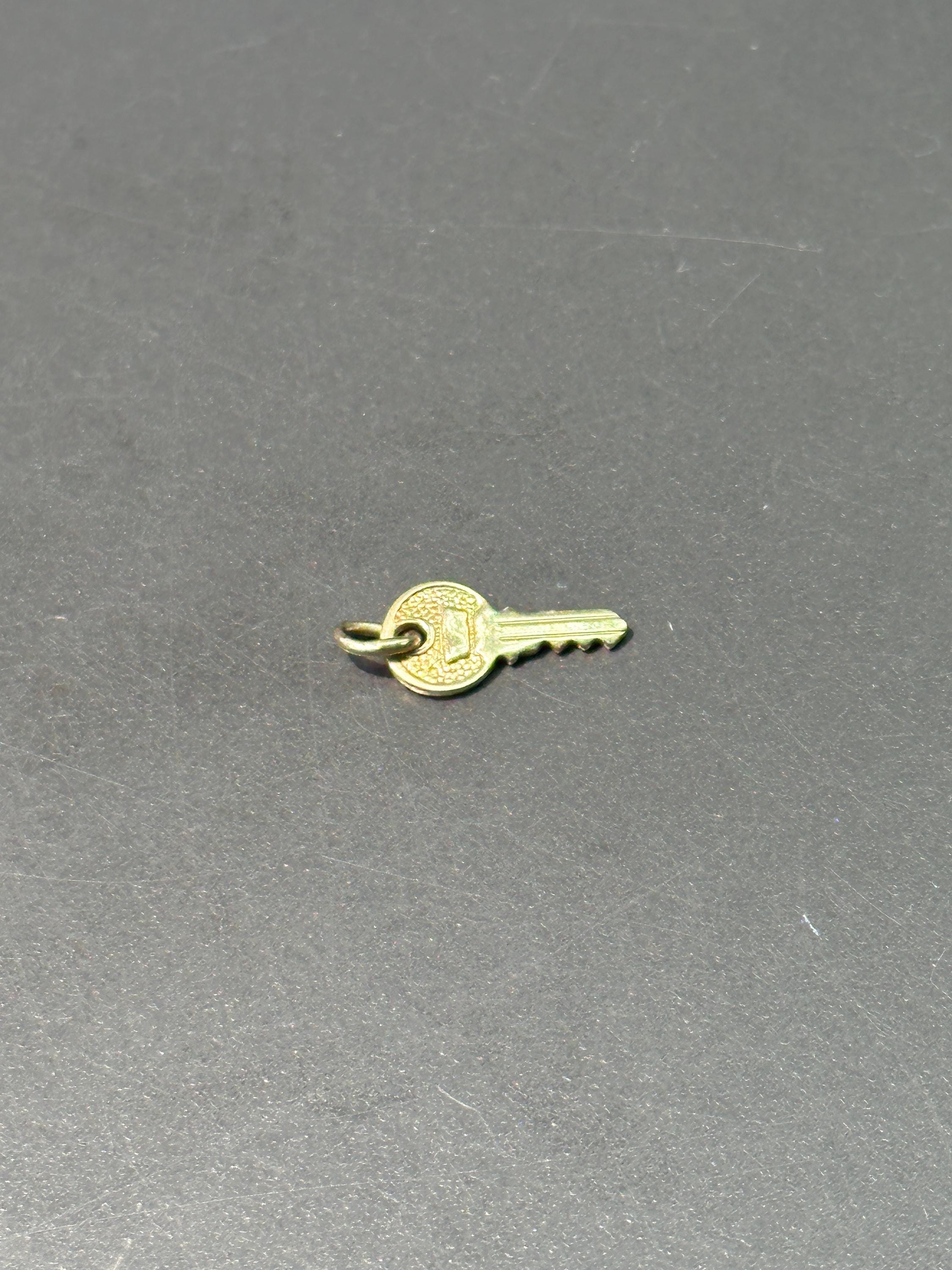 Mini Key Charm Vintage 14K Gold Mini Key Charm - Etsy