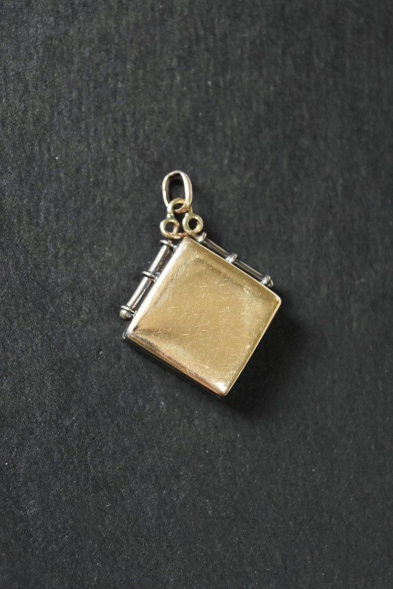 Antique Victorian 10K Gold Square Locket Pendant - image 3