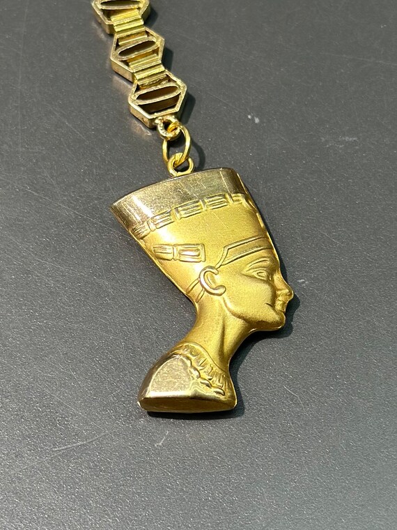 Vintage Egyptian 18K Gold Queen Nefertiti Key Cha… - image 3