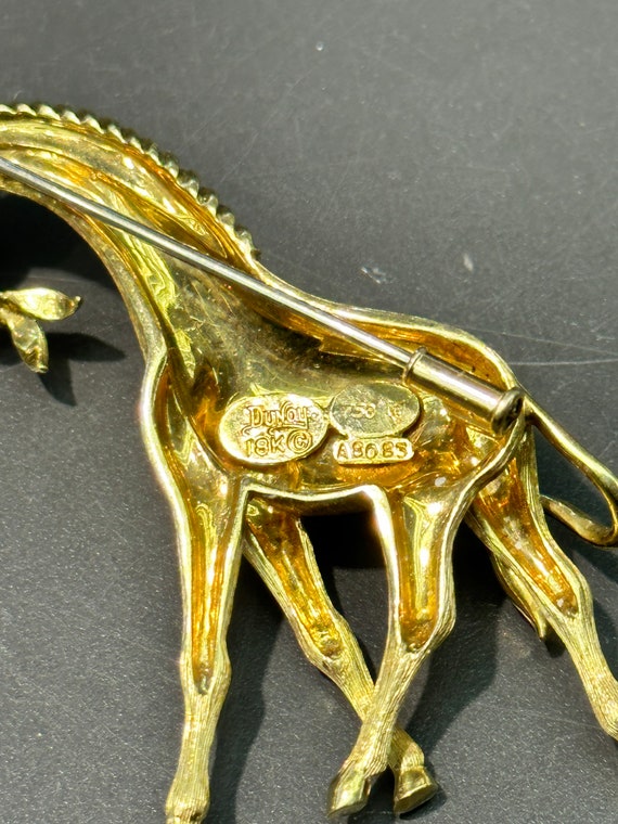 Henry Dunay 18K Gold Diamond Giraffe Brooch - image 3