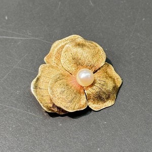 Art Nouveau 14K Gold Pearl Pansy Flower Brooch image 4