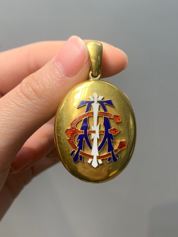 Victorian 18K Gold “AEI” Enamel Locket - image 2