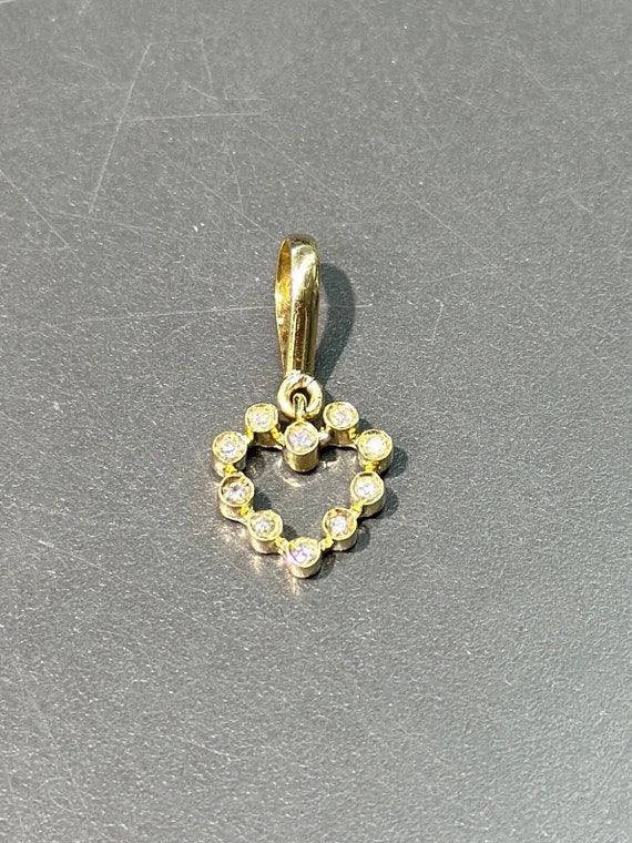 Vintage 18K Gold Diamond Open Heart Pendant