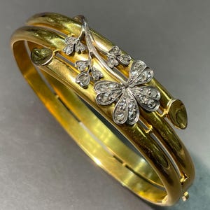 Antique French 18K Yellow Gold 0.58 CTW Diamond Shamrock Bangle Bracelet