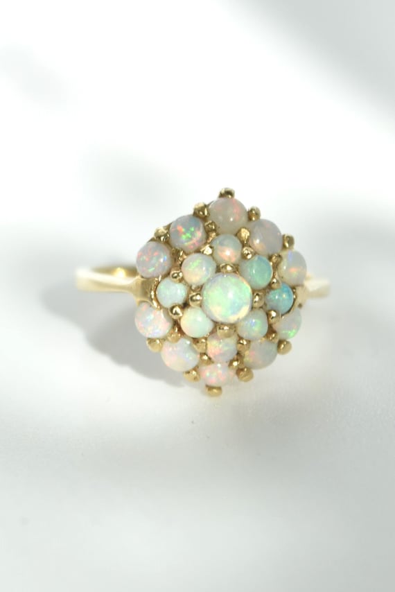 Vintage 14K Gold Opal Cluster Ring SZ 6 - image 1