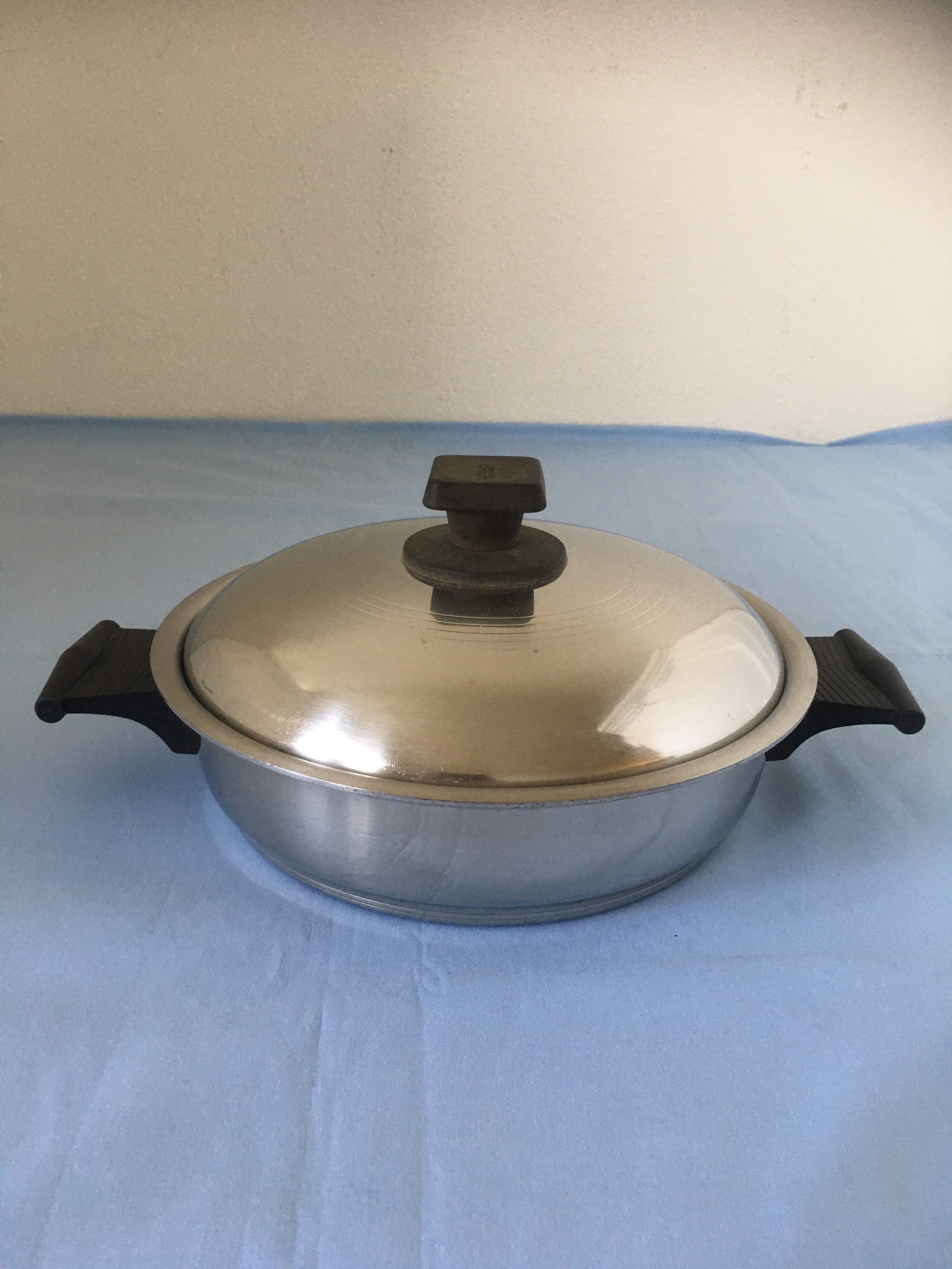 Rena Ware 1 1/2 Qt Ultra Ply Stainless Steel Sauce Pan/ Pot With Lid USA 