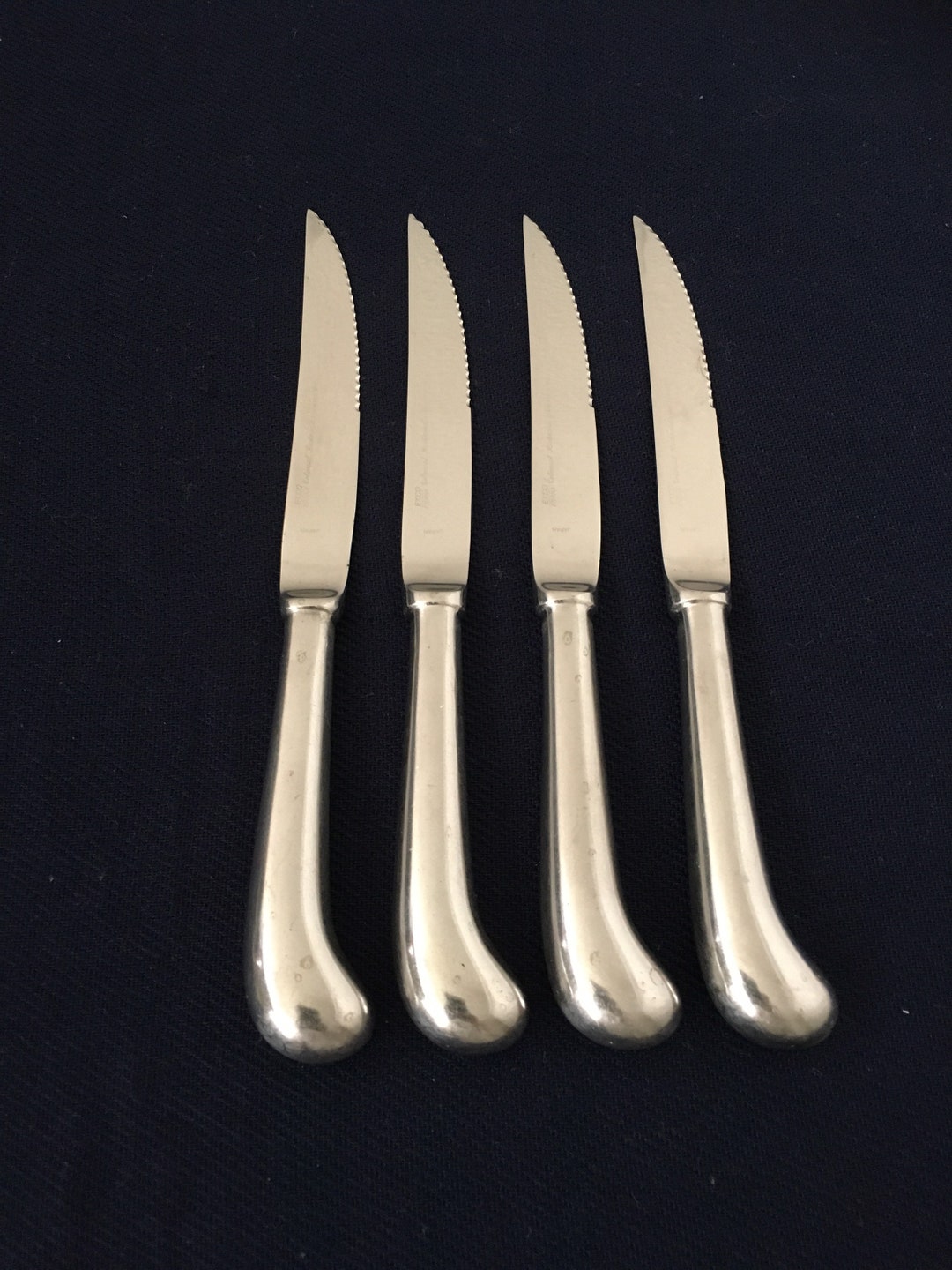 Ekco Eterna Japan Stainless Steel Pistol Grip 4 Steak/ Dinner Knives