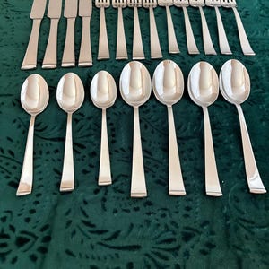WALLACE  JULIENNE ,18/10 STAINLESS Silver Ware Flatware Glossy,China, 20 Pieces Set