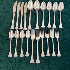 Cubiertos de acero inoxidable Reed & Barton Rebacraft BRETTON WOODS-SHELL, 20 piezas