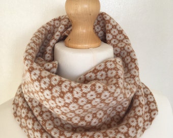 Rust and cream knitted snood. Knitted lambswool  snood . Rust and cream knitted fairisle snood. Rust knitted scarf.