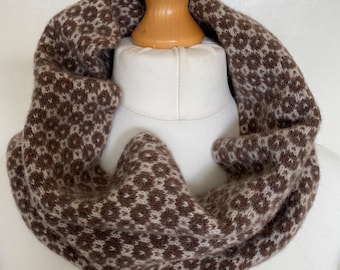 Fair Isle Lambswool Knitted Snood: Tobacco & Linen
