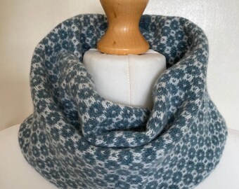Knitted Lambswool Snood: Blue Cream Fair Isle Scarf