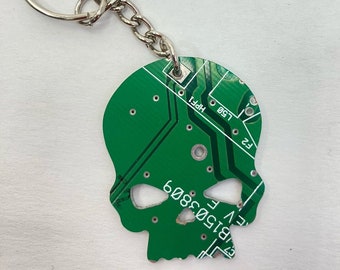 Recycled Circuit Board Skull Keychain: Geeky Tech Gift
