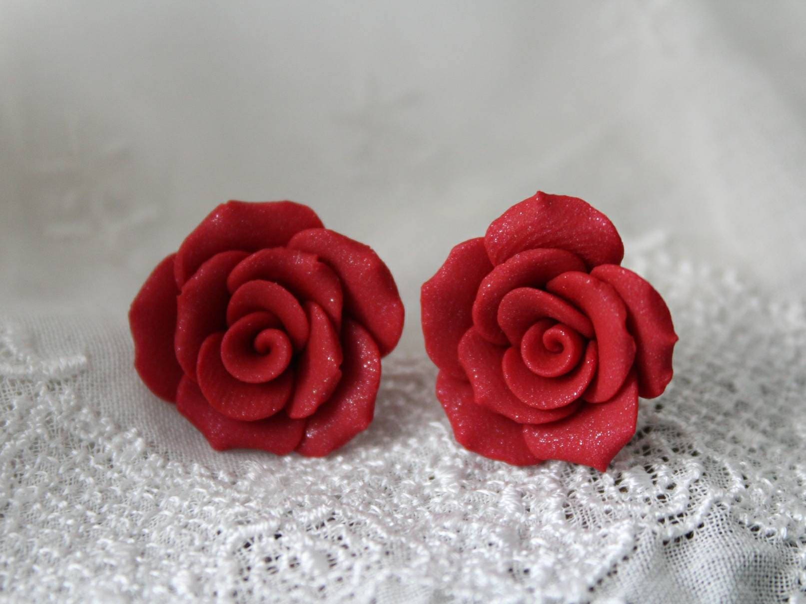 ピアス VINTAGE HOLLYWOOD Rose Earrings 4BFK501 Red Rose Earrings, Vintage Hollywood, Red Rose Studs, Flower