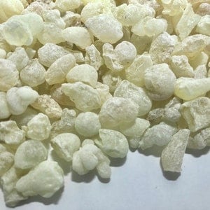 Organic Royal Frankincense Green Hojari/Hojary Frankincense Resin from Oman (Boswellia Sacra) (Small Pieces)