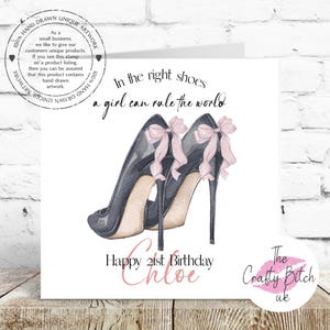 Personalisierte Geburtstagskarte zum 18.,21., 30., 40., 50. Geburtstag - High Heels Design 5 Bogenfarboptionen | Name und Alter | Handgezeichnete Kunstwerk |