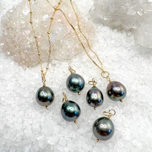 Tahitian Pearl Necklace, Black Pearl Necklace, Pearl Pendant Necklace, Perle de Tahiti, Drop Pearl Necklace, Gold Filled Necklace