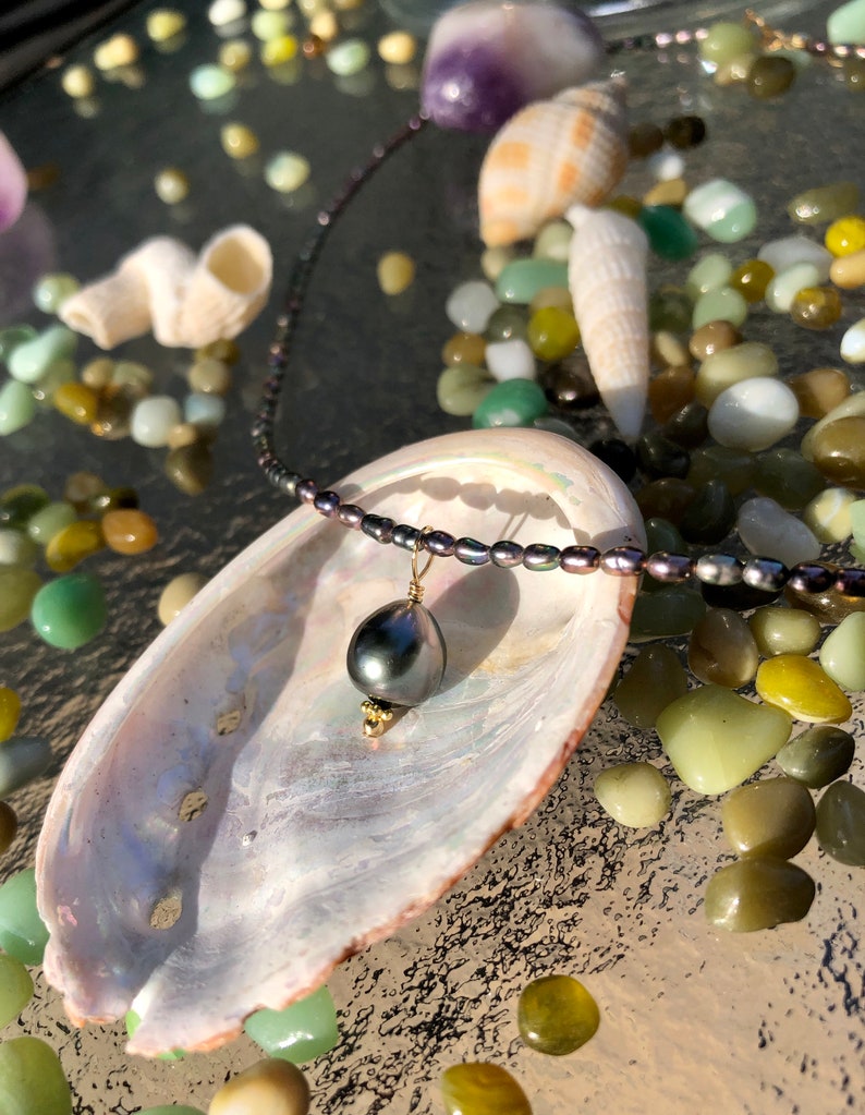 Rice Pearl Necklace Gift for Wife Peacock Pearls Peacock Rice Pearls Gift for Mom Black Pearl Necklace Tahtian Pearl Necklace