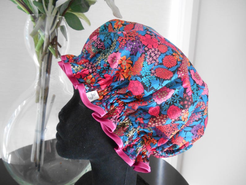 Cuffia da doccia Liberty Fabric con fodera in nylon impermeabile - Ciara, Ianthe, Danjo, Poppy & Daisy, Margaret Annie Ciara Pink/Black