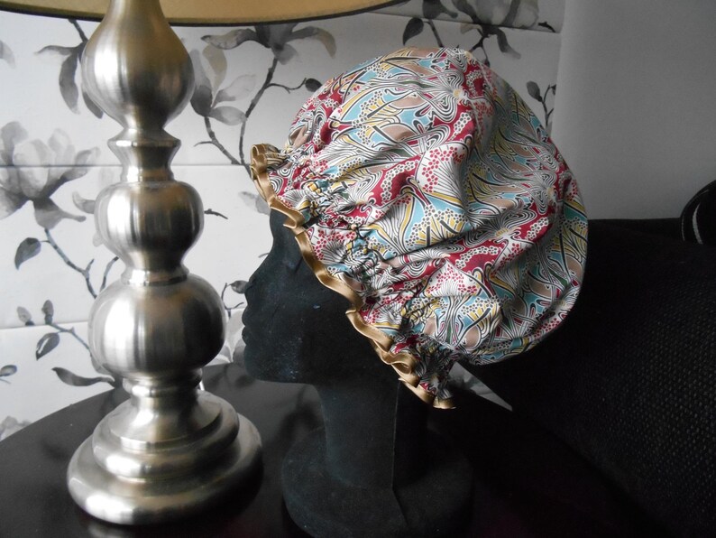 Cuffia da doccia Liberty Fabric con fodera in nylon impermeabile - Ciara, Ianthe, Danjo, Poppy & Daisy, Margaret Annie Ianthe Wine/Fawn