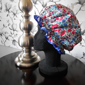 Cuffia da doccia Liberty Fabric con fodera in nylon impermeabile - Ciara, Ianthe, Danjo, Poppy & Daisy, Margaret Annie Poppy & Daisy Royal