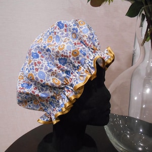 Cuffia da doccia Liberty Fabric con fodera in nylon impermeabile - Ciara, Ianthe, Danjo, Poppy & Daisy, Margaret Annie Danjo Blue/Mustard