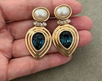 Vintage gold-plated faux pearl blue crystal glass clip on statement earringsJ011CE