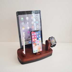 iDOQQ QUATRO Multi Device Charging Station and Organizer, Docking Station for iPhone Apple Watch Pencil and iPad