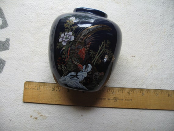 NAvy Blue Japan  pheasant Asian Vase
