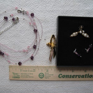 Vintage 4 piece Avon jewelry lot