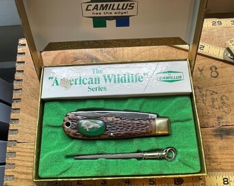 Camillus New York USA model 10 American Wildlife Running Bear 2 blade pocket knife