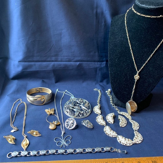 vintage Sarah Coventry jewelry lot