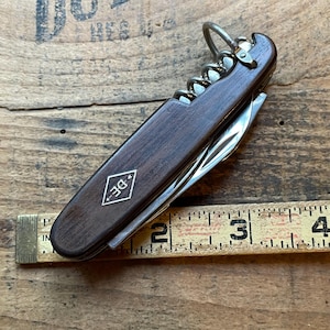Vintage Imperial DE Ireland Camp Scout Utility 5 blade / tool pocket knife with bail