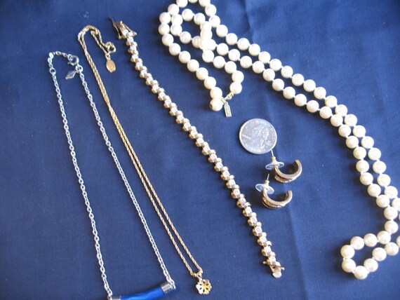 Bee 2024 line jewelry