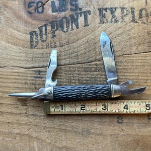 Vintage Camillus New York USA Official Boy Scout, Camp, utility 4 blade pocket knife