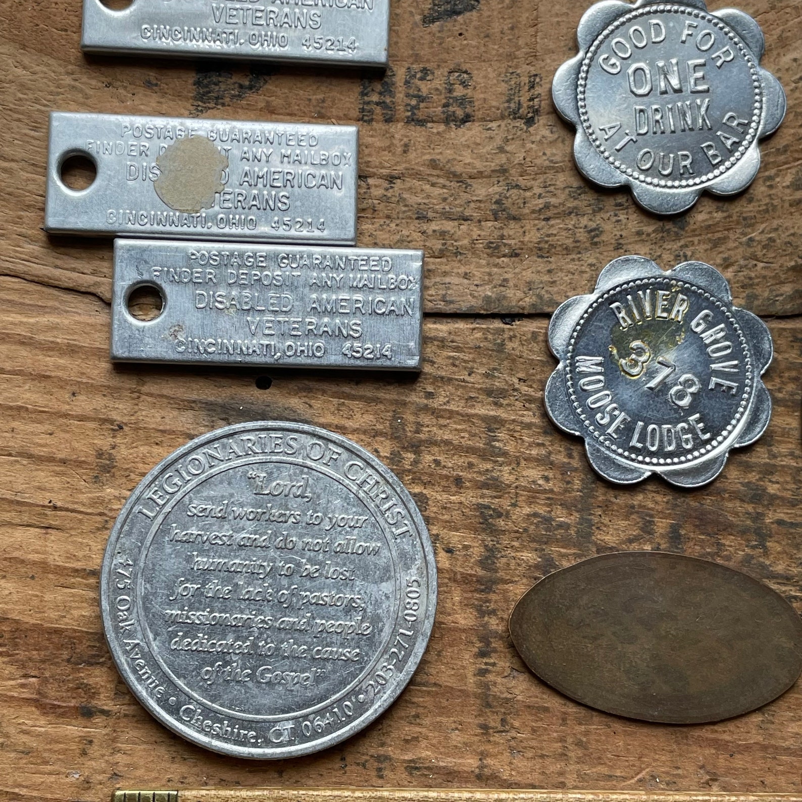 17 Piece, Flattened Amusement Coins, Illinois and Wisconsin License ...