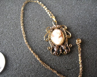 vintage Gold cameo on gold chain, marked, gold antique cameo, vintage gold cameo, marked gold