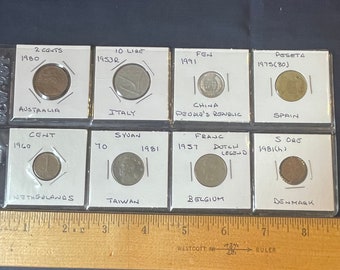 Vintage 8 coin lot Taiwan, China, Egypt, Australia, Spain, Belgium, Italy & Netherlands in protective sleeves.