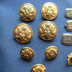 lot of  7 military buttons, 4H pins, FFA pin Lions Club pins, American buttons, eagle buttons