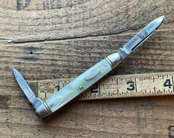 John Primble Belknap HDW & Mfg Co USA Model 5433 opposite end Pen 2 blade pocket knife Unused