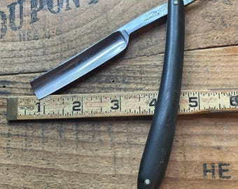 Vintage straight razor Clauss Fremont Ohio