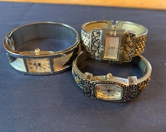 Vintage Womens bangle style bracelet watch lot