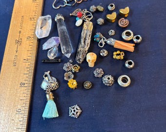 Vintage mixed lot of loose charms, pendants and findings