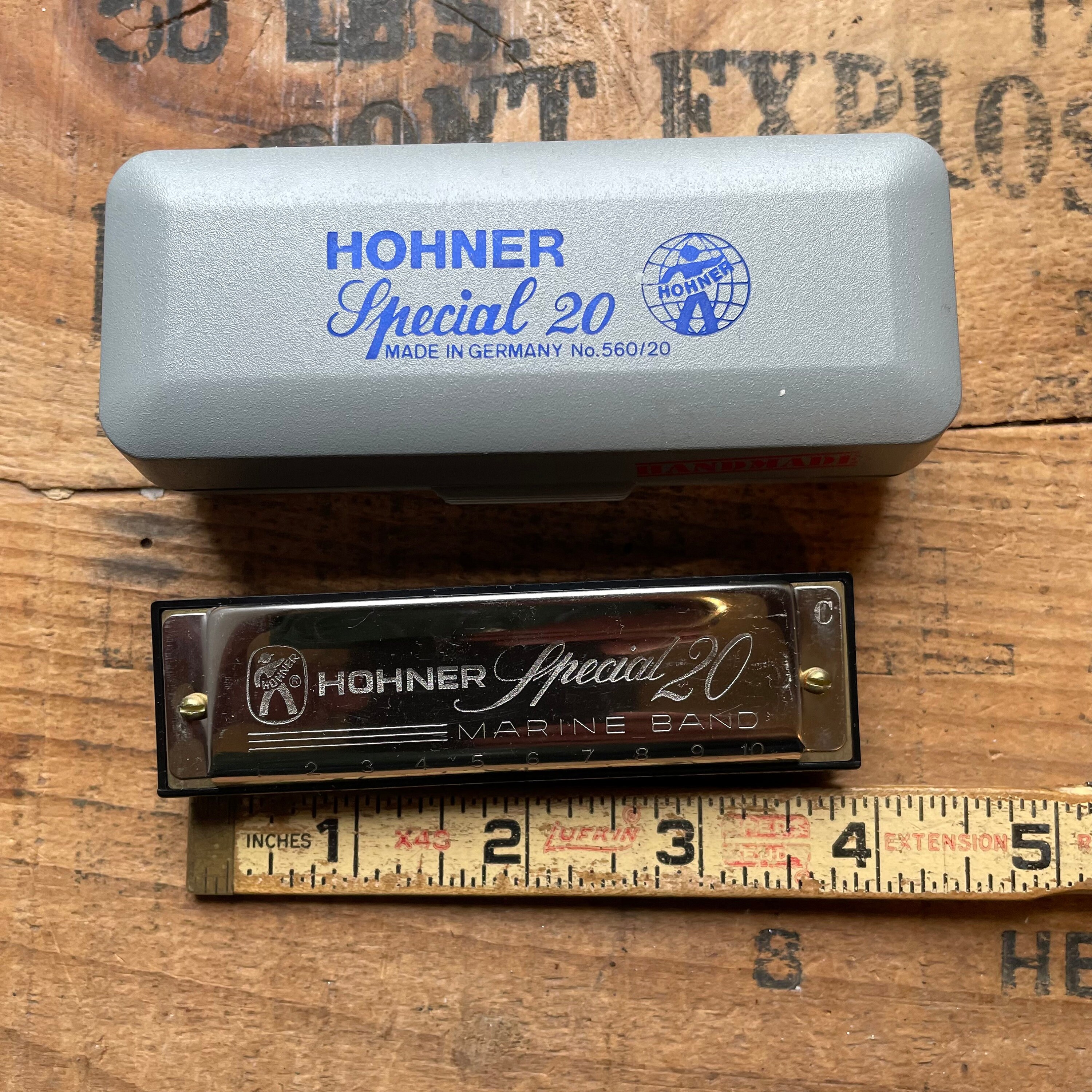 HOHNER SPECIAL 20 MARINE BAND HARMONICA KEY A 560/20 w/CASE, Book, &  Sticker