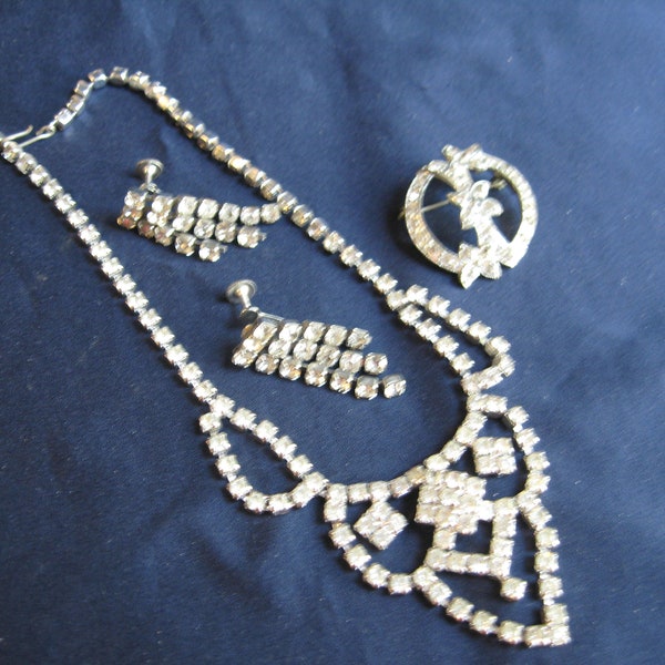 3 piece of vintage rhinestone jewelry, CORO rhinestones, necklace earrings brooch ART DECO bridal