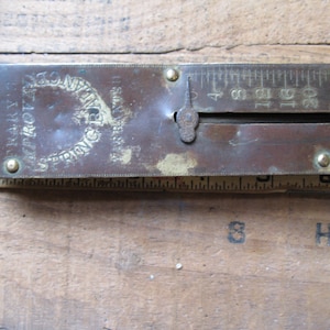 Vintage Frary&#39;s Improved Spring Balance Hanging Scales brass and iron 1 to 25 pound capacity