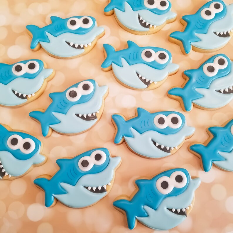 Baby Shark Cookie Cutter image 1