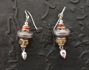 Spiny oyster, citrine and sterling silver earrings.  Ish, lightweight.