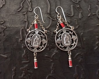 Boucles d’oreilles vierges en argent sterling, boho chic boho artisan éclectique fait à la main pendant gitan féminin Frida Kahlo léger