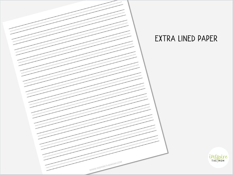 Pu&ograve; includere: Un foglio di carta con righe extra stampabile con il testo "EXTRA LINED PAPER" in alto e l'indirizzo del sito web "www.inspire-the-mom.com" in basso.